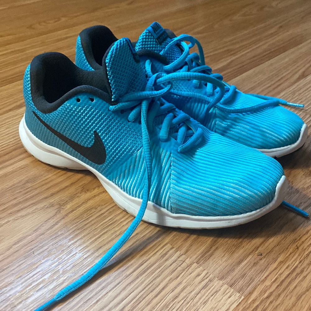 Nike training shoes size 6